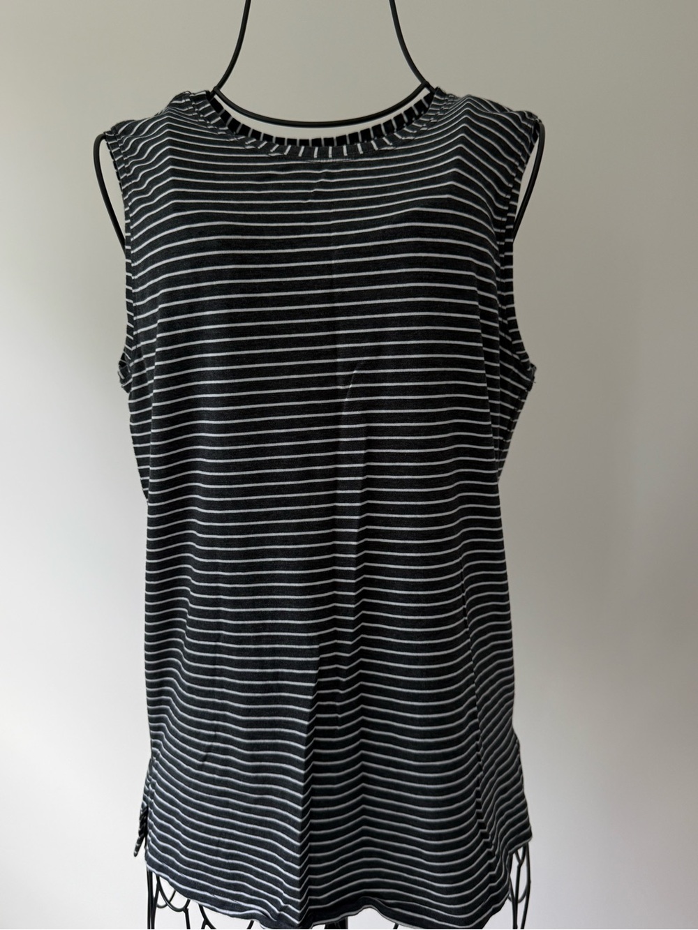 Sleeveless Black & White Stripe Tank Top - lululemon
